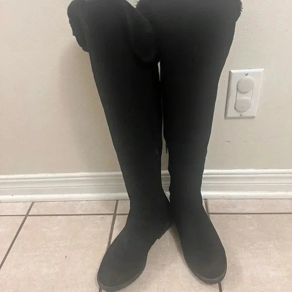 LA CHATEAU Knee high boots - Picture 5 of 6